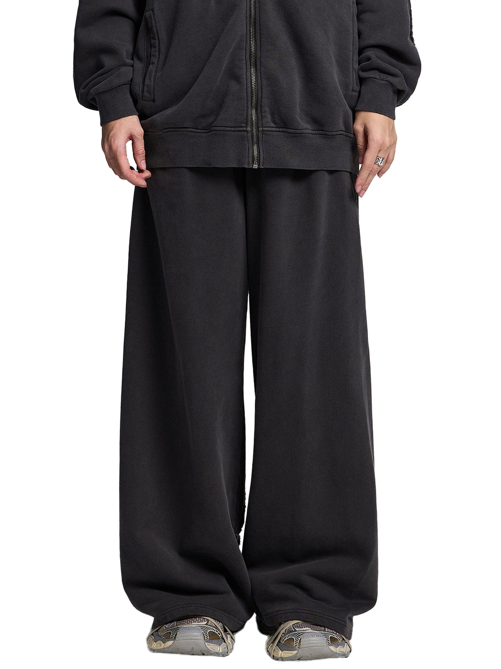 Deadweight Sweats