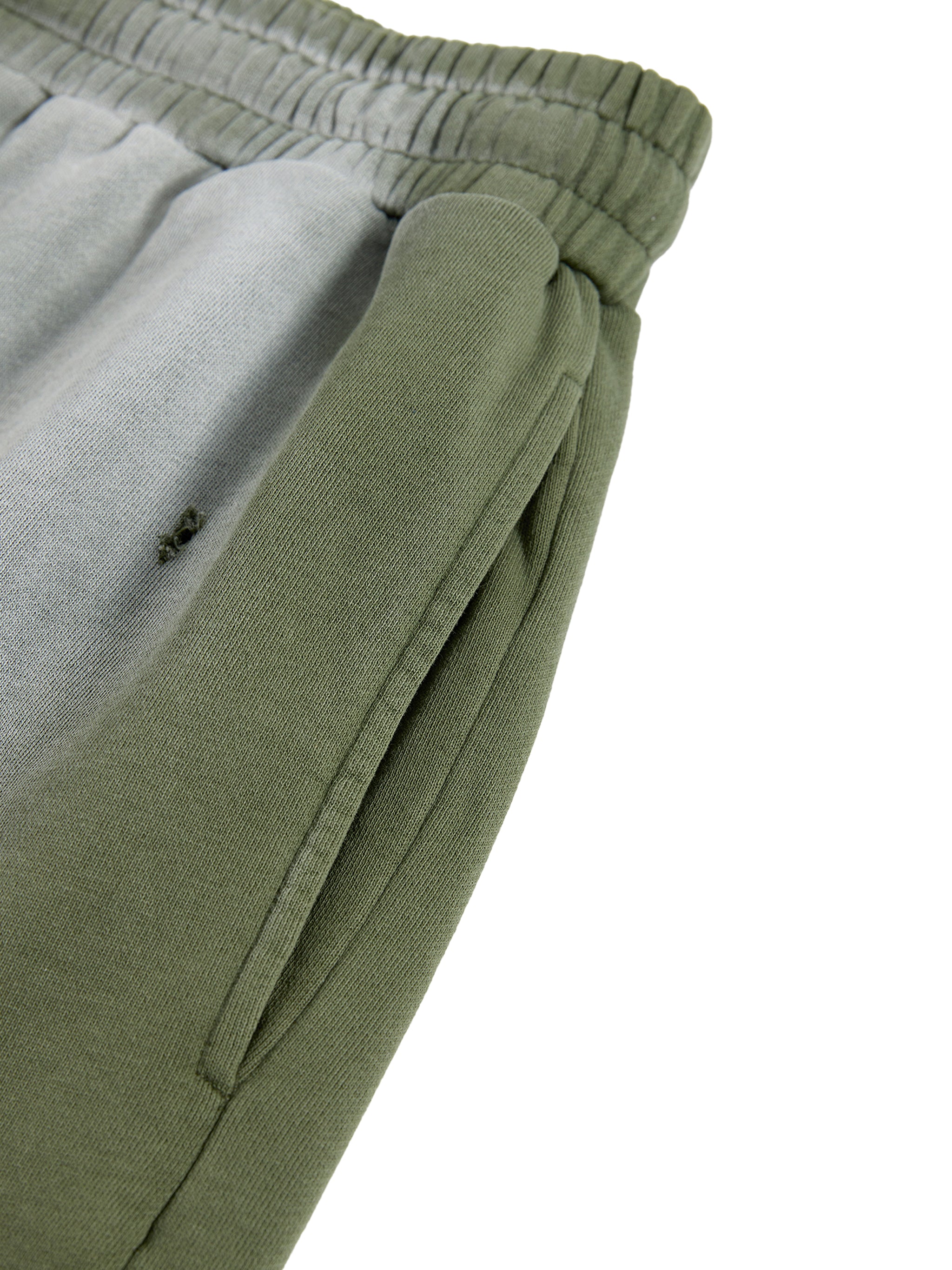 Deadweight Distressed Short